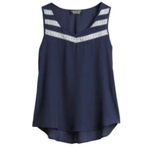 PAPERMOON Sheydon Trim Detail Blouse